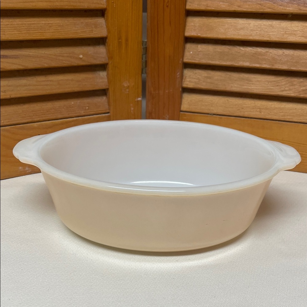 Vintage Fire King Peach Lustre Oval 1 1/2 Quart Baking Dish